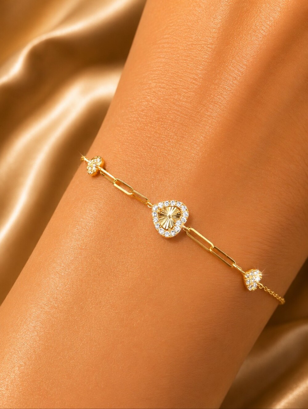 18K Solid Gold BraceletAU750 Fashion Vintage Charm Bracelet CZ With Heart Design